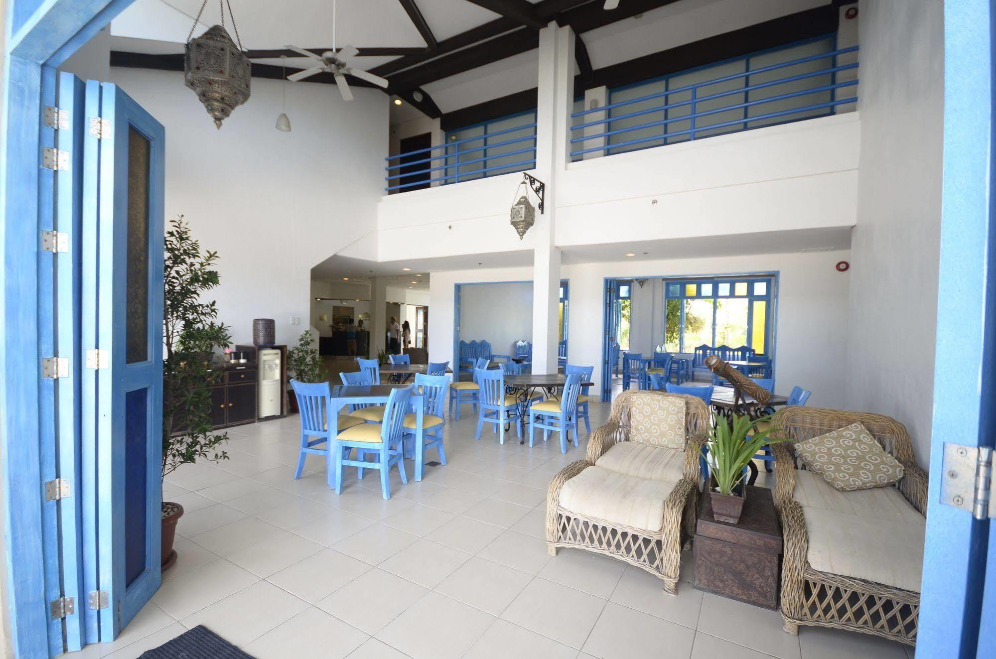 Microtel By Wyndham Puerto Princesa Eksteriør billede