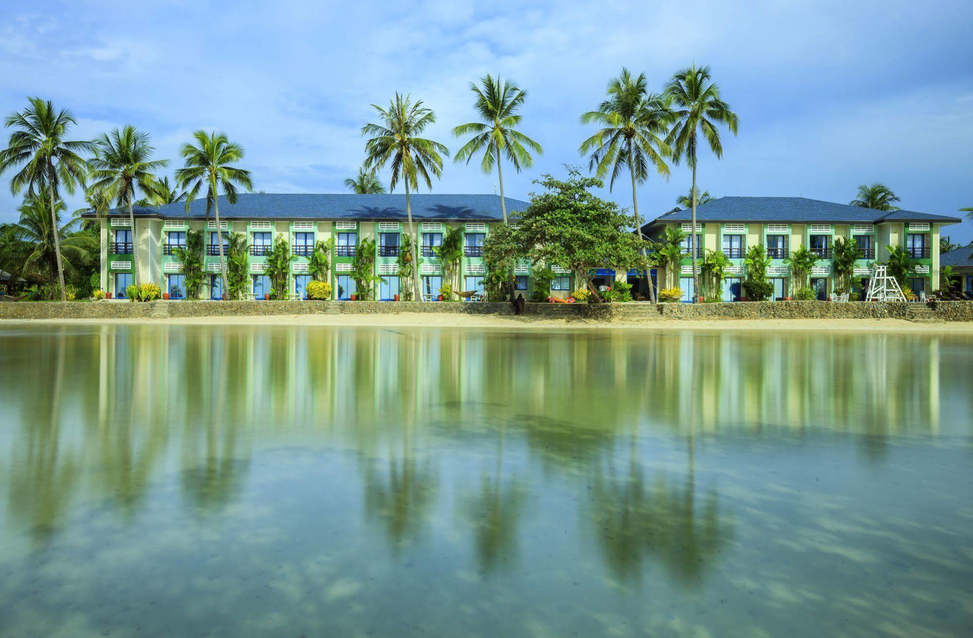 Microtel By Wyndham Puerto Princesa Eksteriør billede